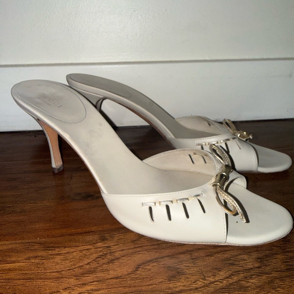 Cream Gucci kitten heels